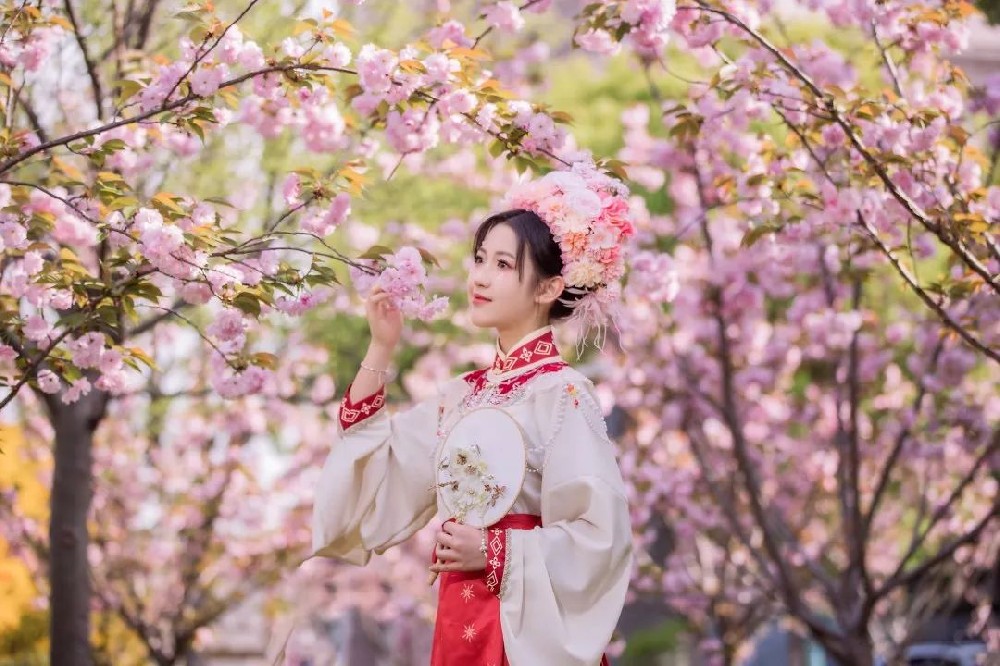 2025深圳月季赏X葆春美莱乳腺健康公益活动 | 共赴春日之约！
